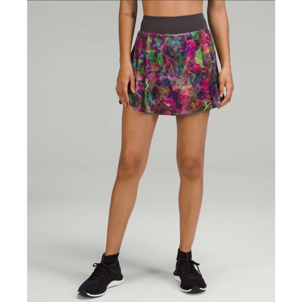 lululemon athletica Multicolor Abstract Floral Skort with Black Waistband